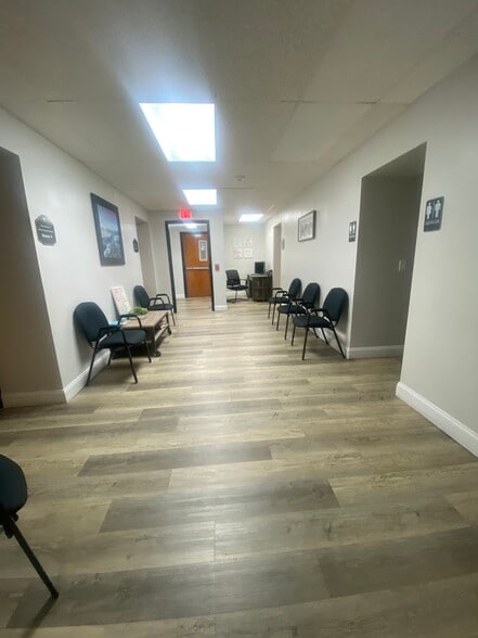 More Photos Of 422 Post Rd, Warwick Medical For Lease