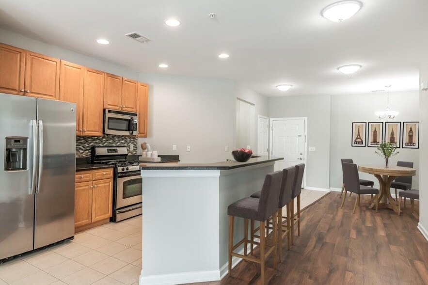 More Photos Of 2 W South Ave, Cranford Apartments For Lease