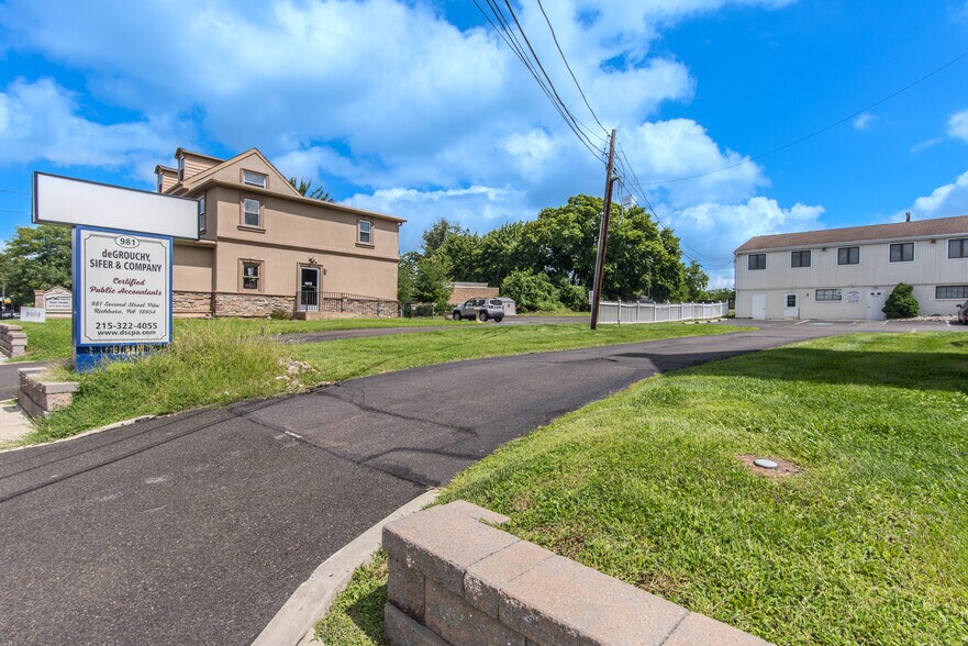 More Photos Of 981 Second Street Pike, Richboro Office For Lease