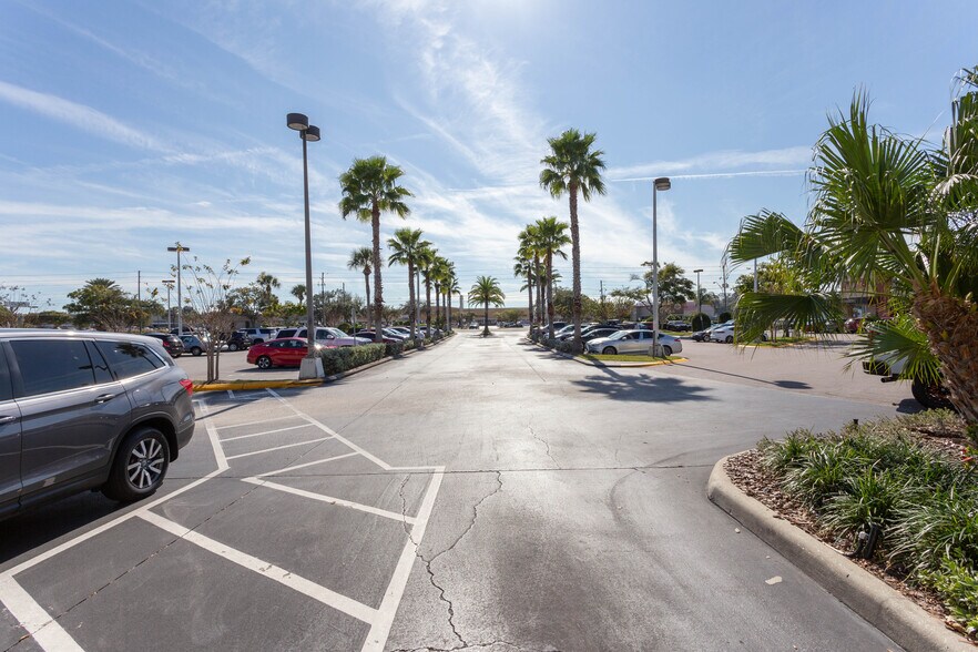 More Photos Of 3690 E Bay Dr, Largo Unknown For Lease