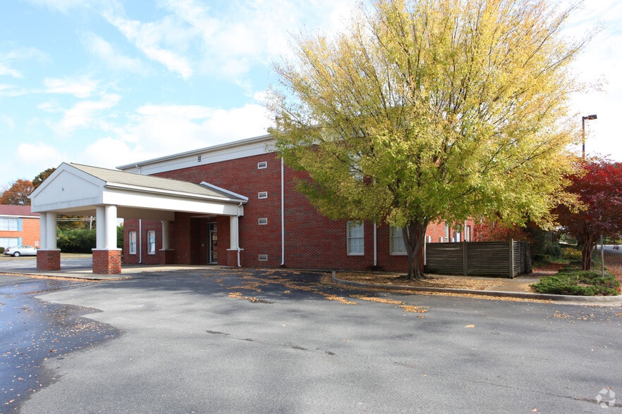 More Photos Of 2212 Jordan Ln, Huntsville Religious Facility For Sale
