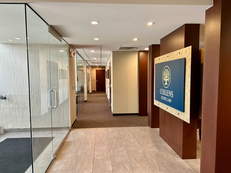 More Photos Of 26075 Woodward Ave, Huntington Woods Office For Lease