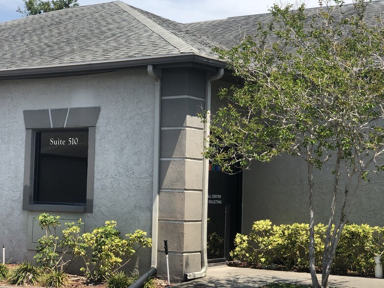 More Photos Of 13555 Automobile Blvd, Clearwater Medical For Lease