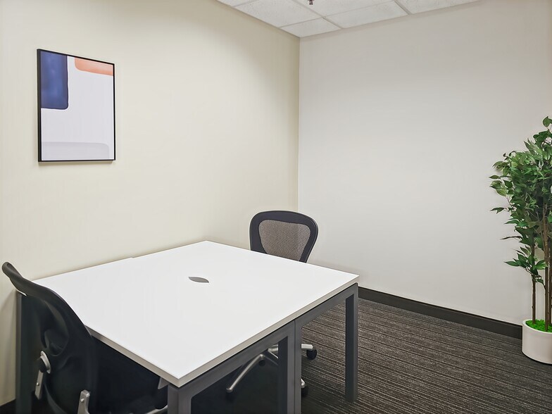 More Photos Of 200 S Executive Dr, Brookfield Coworking Space