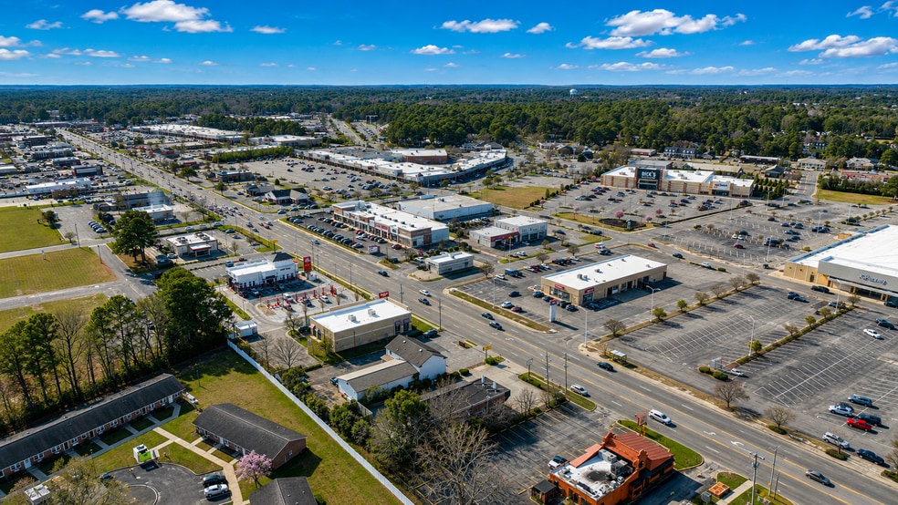 More Photos Of 512 N Berkeley Blvd, Goldsboro Freestanding For Lease