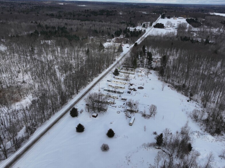 More Photos Of 42 Island Rd, Phoenix Multifamily For Sale