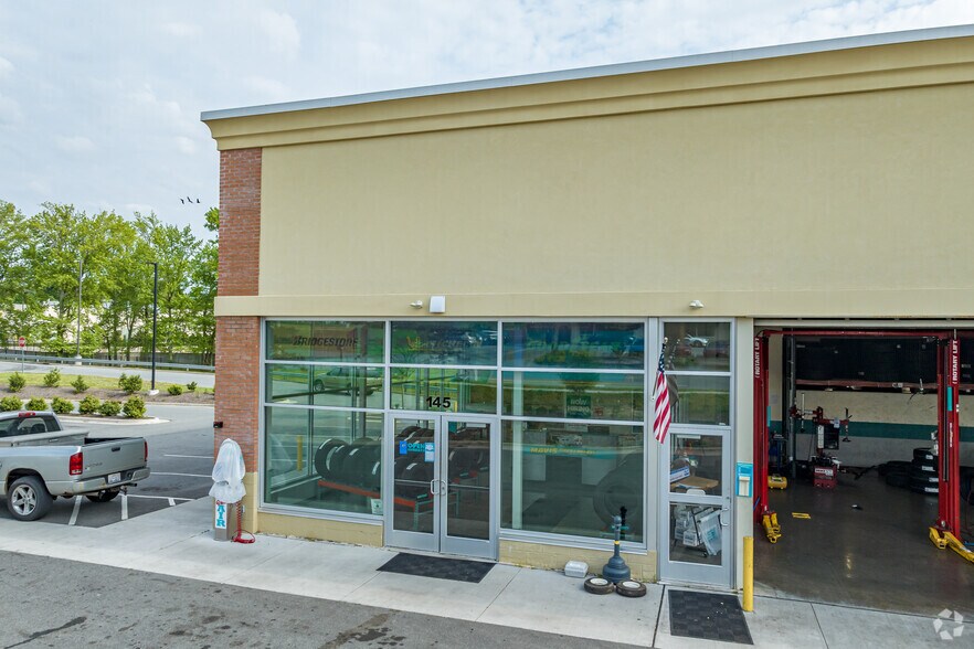 More Photos Of 131 Westchester Dr, High Point Auto Repair For Sale