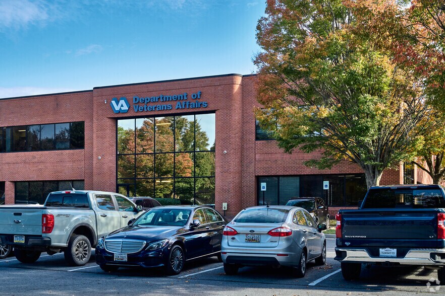 More Photos Of 7485 New Horizon Way, Frederick Office For Sale