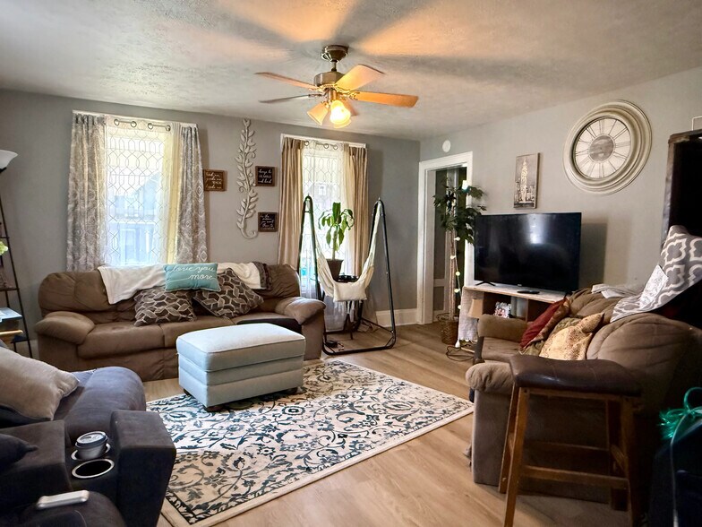 More Photos Of 361-369 Broad St, Waverly Apartments For Sale