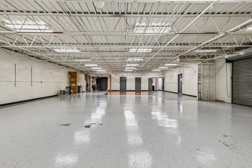 More Photos Of 5558 Wadsworth Rd, Dayton Warehouse For Sale