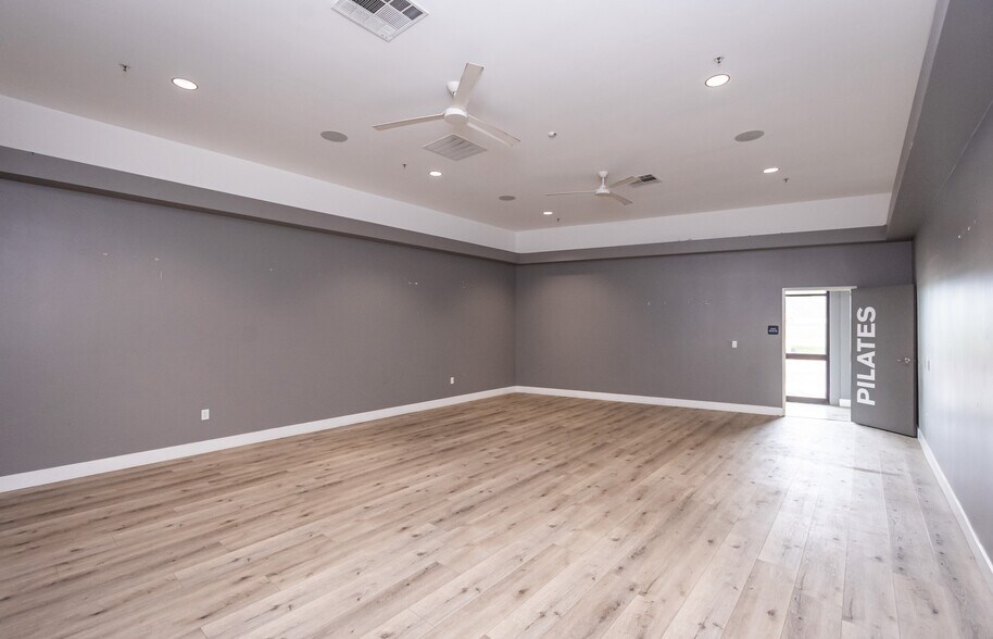 More Photos Of 1475 Moffat Blvd, Manteca Warehouse For Sale