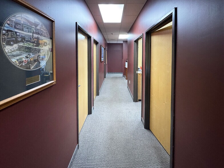 More Photos Of 559 U.S. 10, Saint Cloud Auto Dealership For Sale