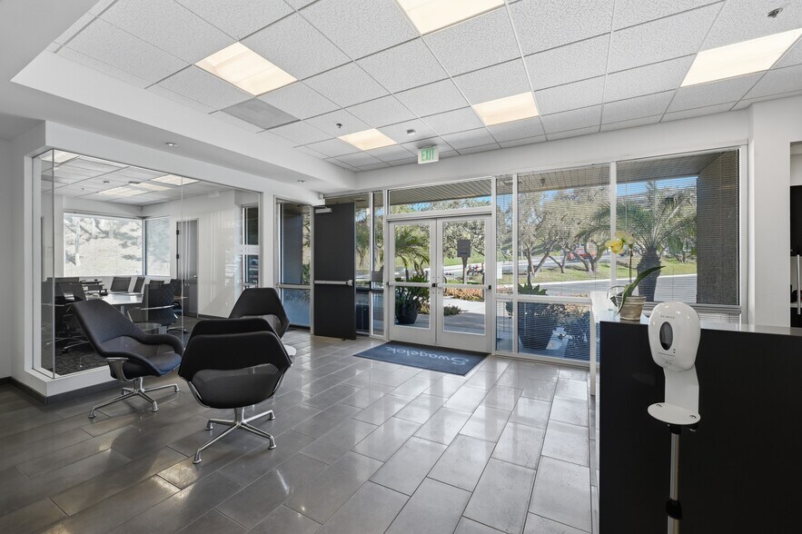 More Photos Of 9170-9190 Camino Santa Fe, San Diego Light Manufacturing For Sale