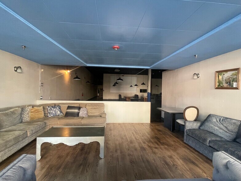 More Photos Of 943 B St, Hayward Restaurant For Sale