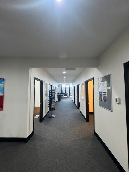 More Photos Of 5440 Louie Ln, Reno Flex For Lease