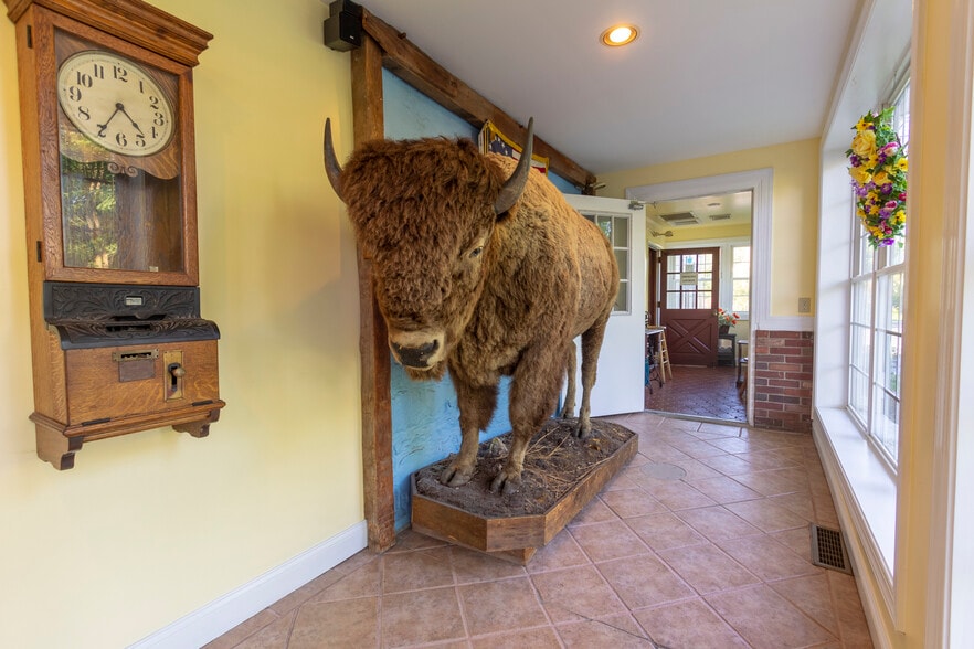 More Photos Of 898 Allentown Rd, Telford Restaurant For Sale