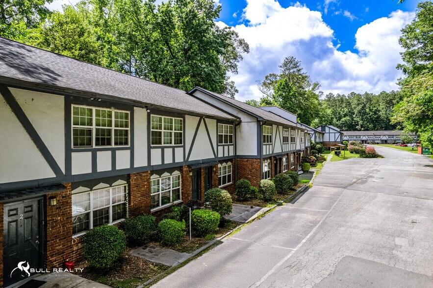 More Photos Of 1514 Northwest Dr NW, Atlanta Apartments For Sale