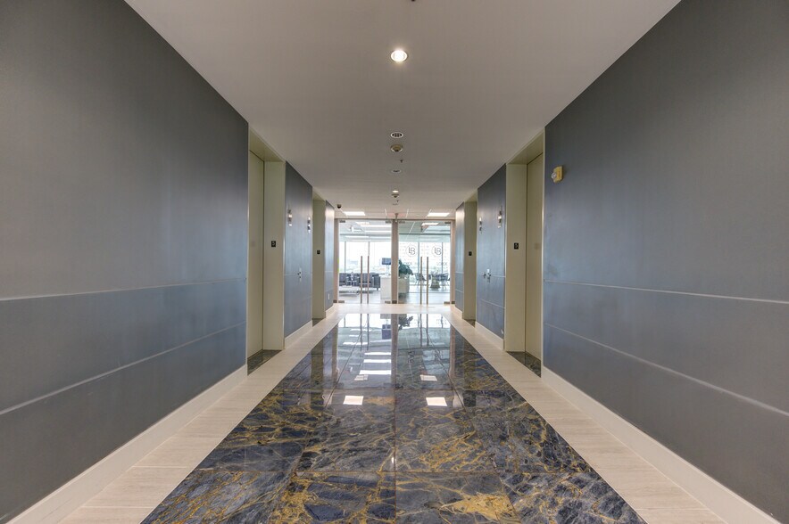 More Photos Of 9999 Bellaire Blvd, Houston Medical For Lease