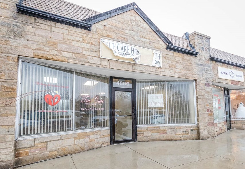 More Photos Of 4640-4650 Oakton St, Skokie Storefront For Lease