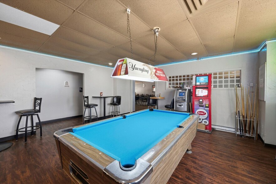 More Photos Of 18625 Main St, Tontogany Flex For Sale