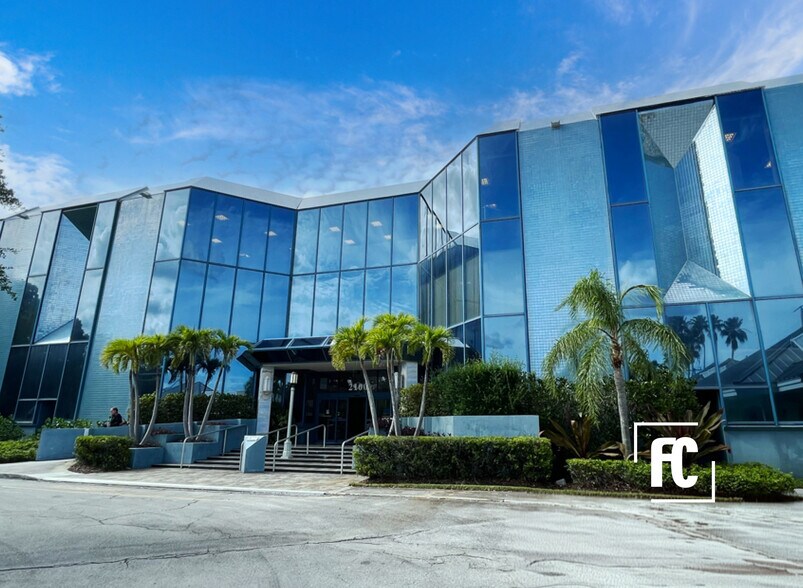 Primary Photo Of 2100 SE Ocean Blvd, Stuart Medical For Lease