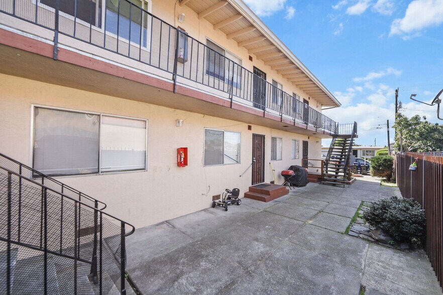 More Photos Of 14761 San Pablo Ave, San Pablo Apartments For Sale