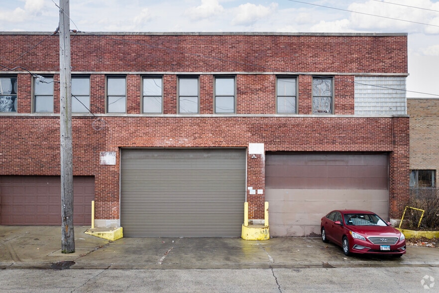 More Photos Of 5841 W Dickens Ave, Chicago Warehouse For Sale
