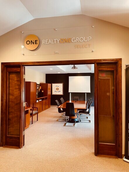 More Photos Of 249 Williamson Rd, Mooresville Medical For Lease