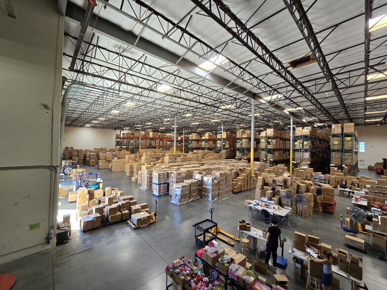 More Photos Of 510 S Magnolia Ave, Ontario Warehouse For Sale