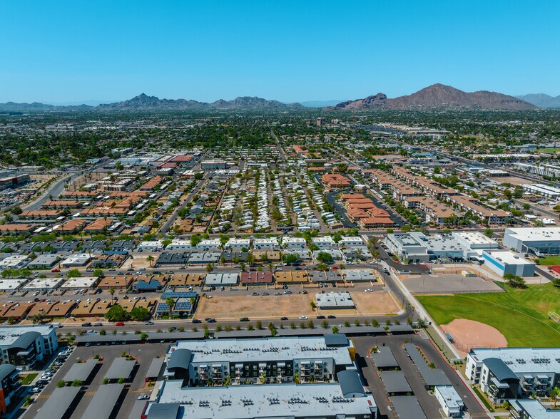 More Photos Of 4121 E Moreland St, Phoenix Apartments For Sale