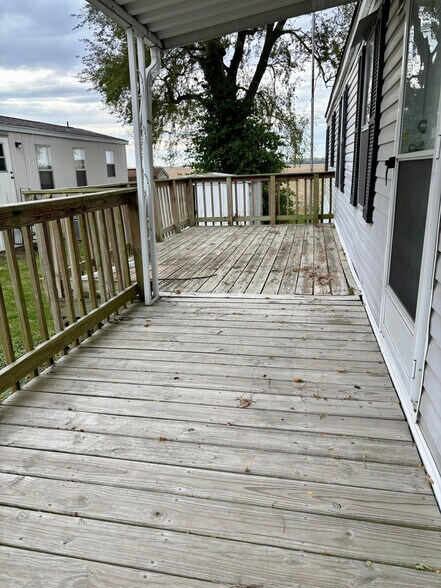 More Photos Of 521 S Emmett St, Virden Manufactured Housing Mobile Home Park For Sale