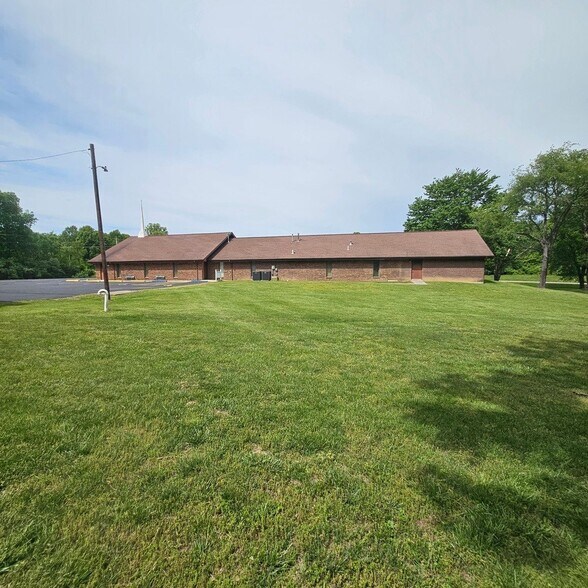 More Photos Of 1000 N 42nd St, Mount Vernon Religious Facility For Sale