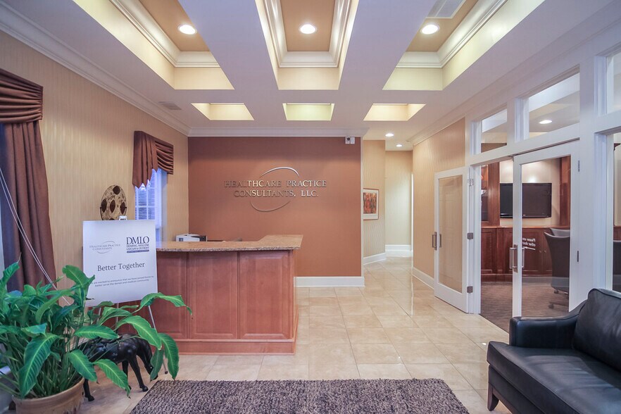 More Photos Of 3220 Office Pointe Pl, Louisville Office For Sale