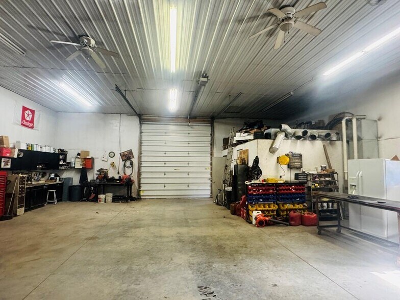 More Photos Of 4821 Berwick Tpke, Columbia Cross Roads General Retail For Lease