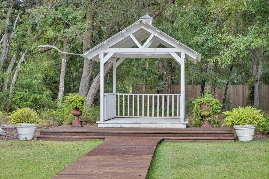 More Photos Of 485 Chandler Oaks Ln, Saint Augustine Lodge Meeting Hall For Sale