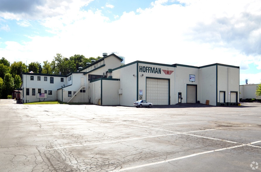 More Photos Of 6181 Thompson Rd, Syracuse Service For Lease