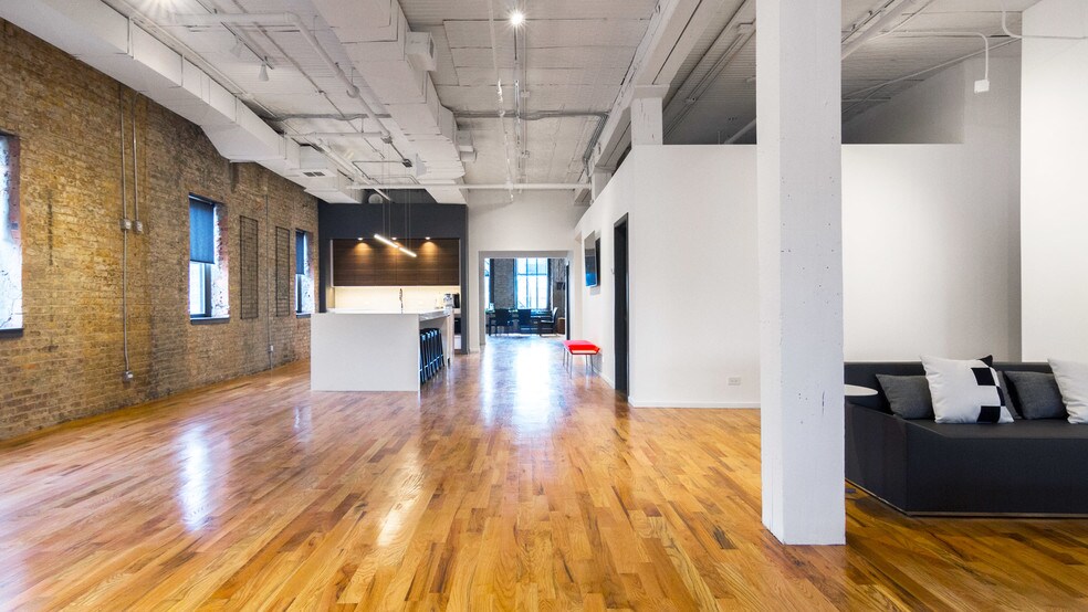 More Photos Of 845 W Washington Blvd, Chicago Loft Creative Space For Lease