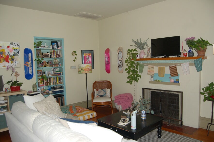 More Photos Of 4160 Chestnut St, Riverside Apartments For Sale