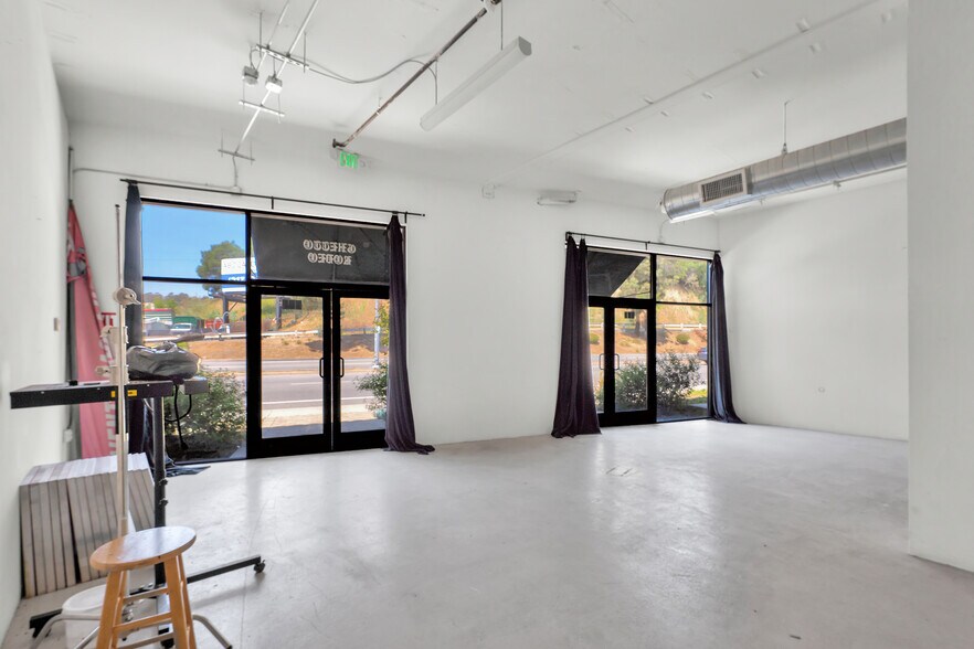 More Photos Of 4671-4681 Huntington Dr S, Los Angeles Storefront Retail Office For Lease
