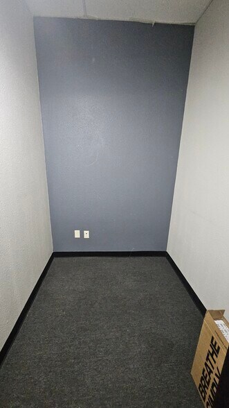 More Photos Of 4415-4433 Tx-322-loop, Abilene Unknown For Lease