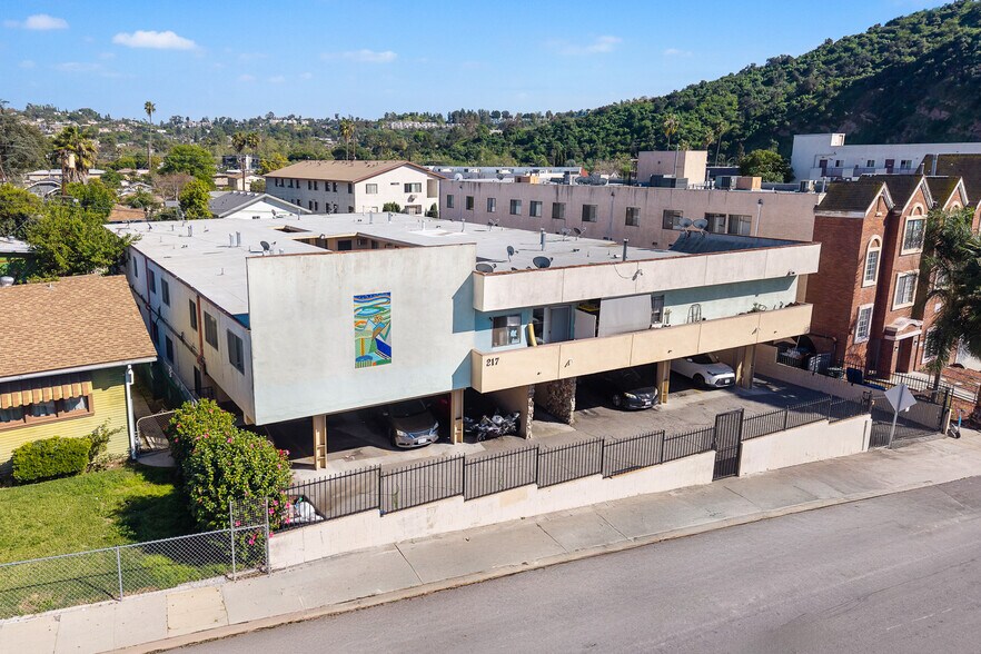 Primary Photo Of 217 S Avenue 54, Los Angeles Apartments For Sale