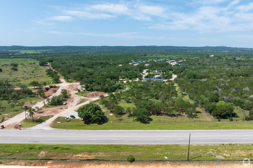 More Photos Of 7501 SH 71, Spicewood Unknown For Lease