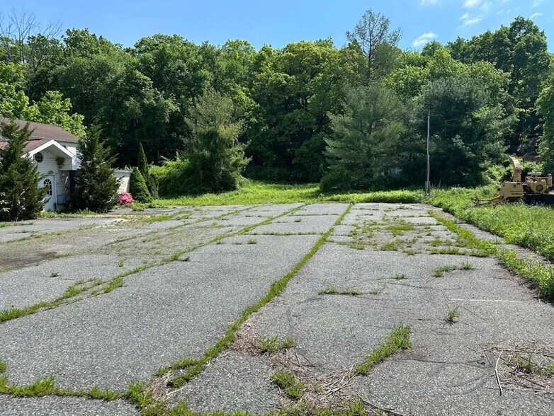 More Photos Of 647 State Route 15 N, Lake Hopatcong Land For Lease