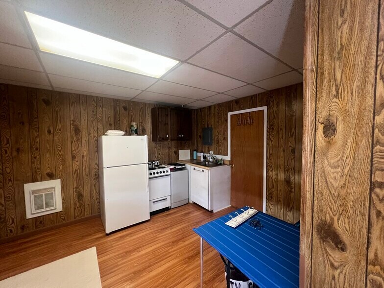 More Photos Of 928 Oceanwave Dr, Lake City Apartments For Sale