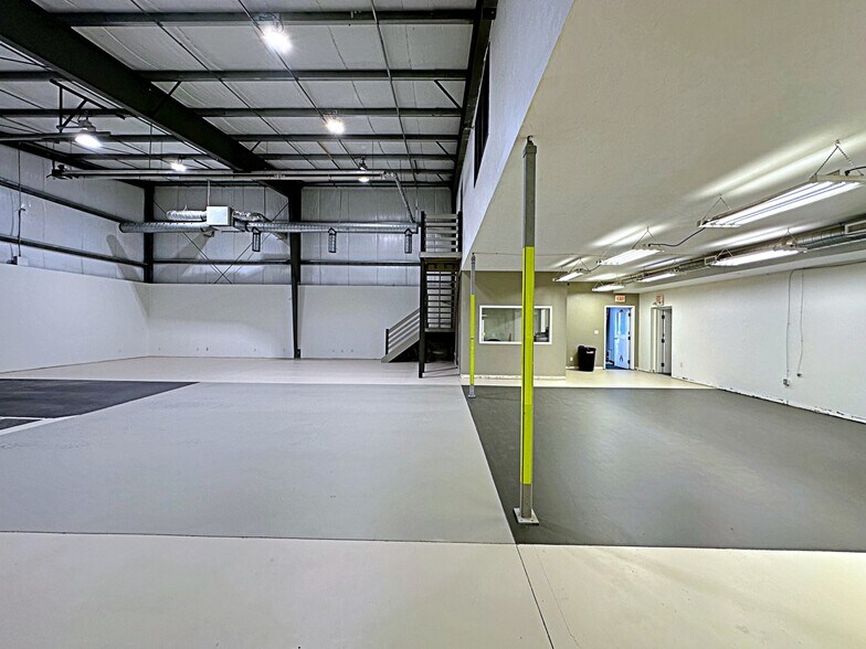 More Photos Of 195 Mackay Cres, Fort McMurray Warehouse For Sale