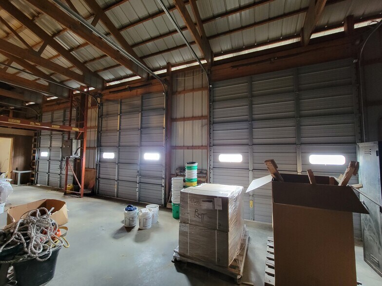 More Photos Of 1109 S Commerce Ave, Sioux Falls Industrial For Lease