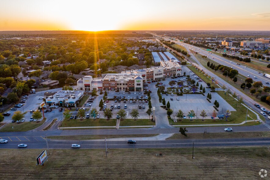 More Photos Of 13601 N May Ave, Oklahoma City Unknown For Lease