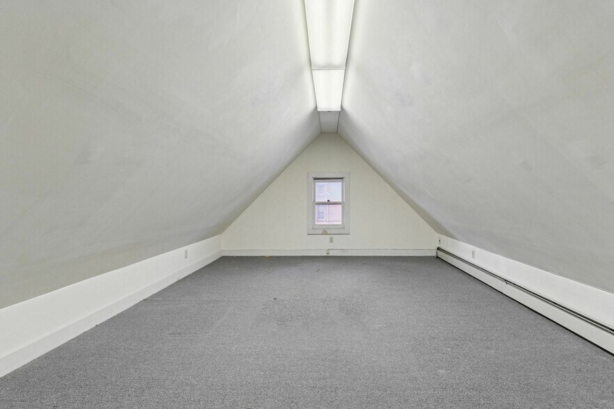 More Photos Of 2318 S 1st Ave, Minneapolis Office For Sale