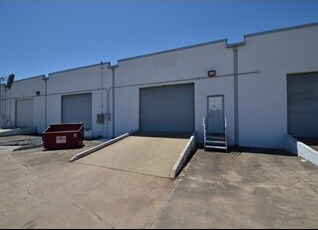 More Photos Of 13230 Hempstead Hwy, Houston Showroom For Lease