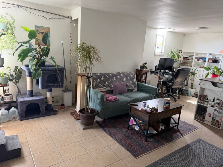 More Photos Of 133 Cattell St, Easton Apartments For Sale